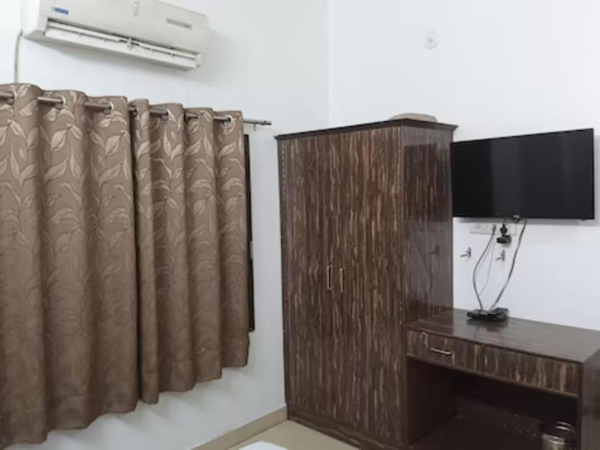 Goroomgo Kanha 3* Lucknow