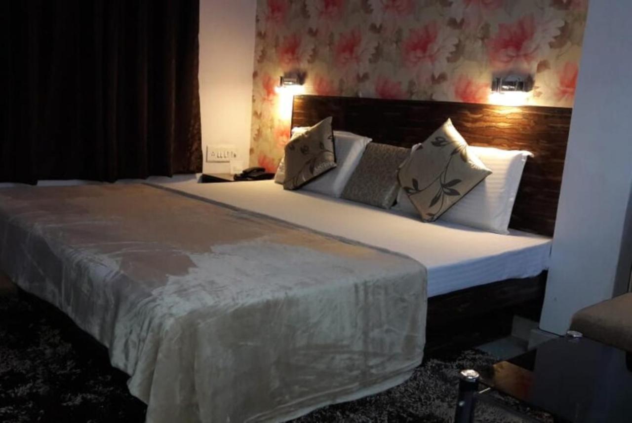 Goroomgo Kanha Hotel 3*